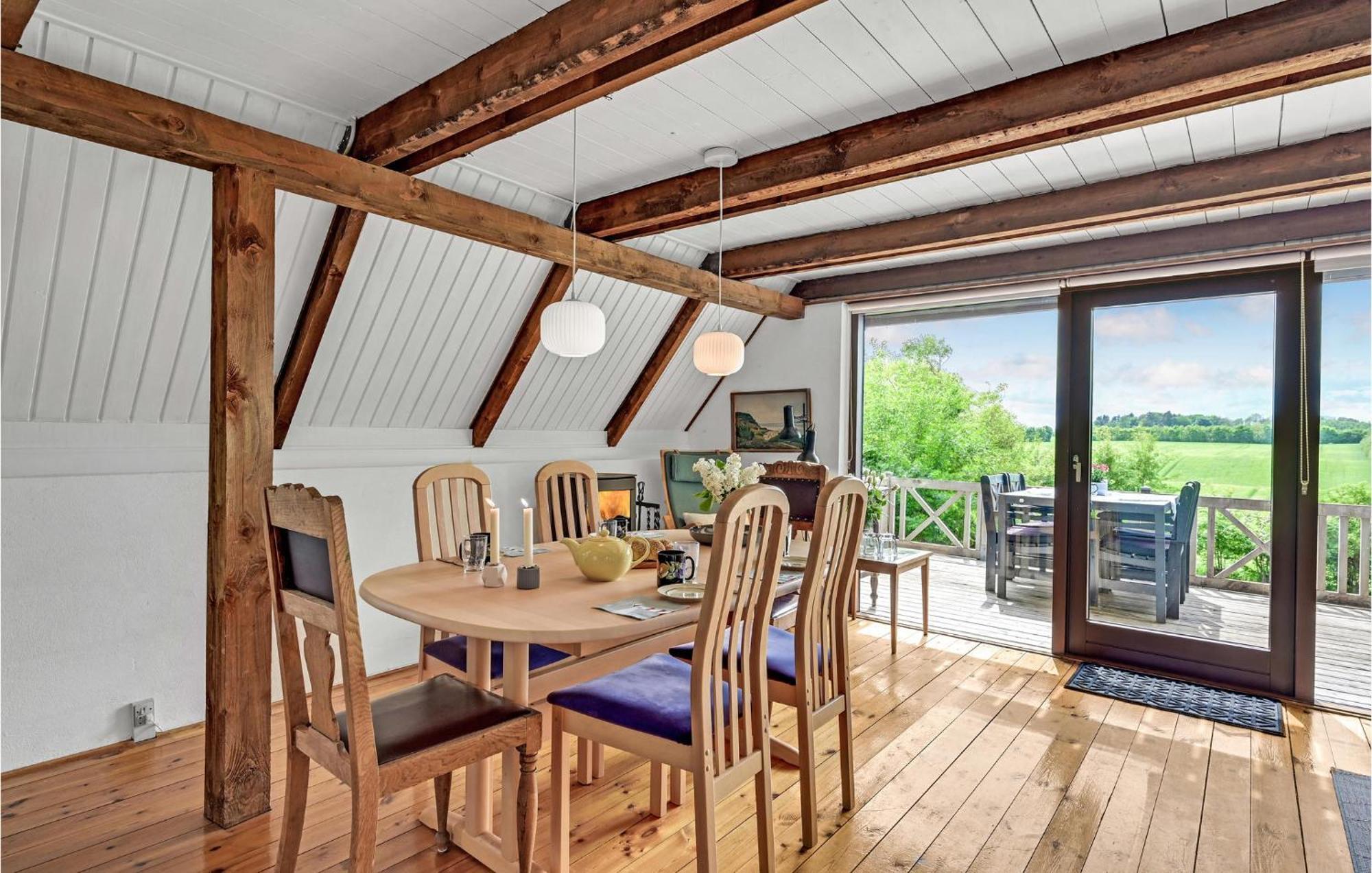 Stunning Home In Logstrup With Kitchen Kültér fotó